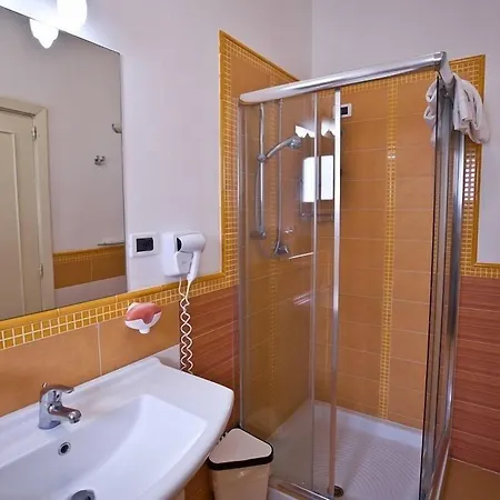 Terme Elisabetta Казамиччола-Терме